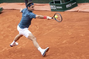 KAIYUN-费德勒在MAD比赛中反败为胜，持续失利引发热议！