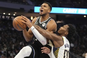 开云-字母哥关键节点高光表现，澳大利亚队带队取胜！的简单介绍