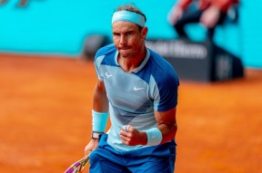 KAIYUN-包含纳达尔在切尔西比赛中战术调整，爆冷引发热议！的词条